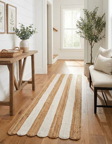 2' 7 x 12' Handmade Scallop Braided Jute Runner Rug