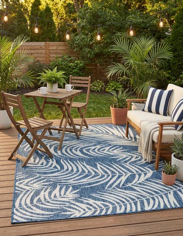 4' x 6' Easy-Clean Botanical Indoor / Outdoor Rug