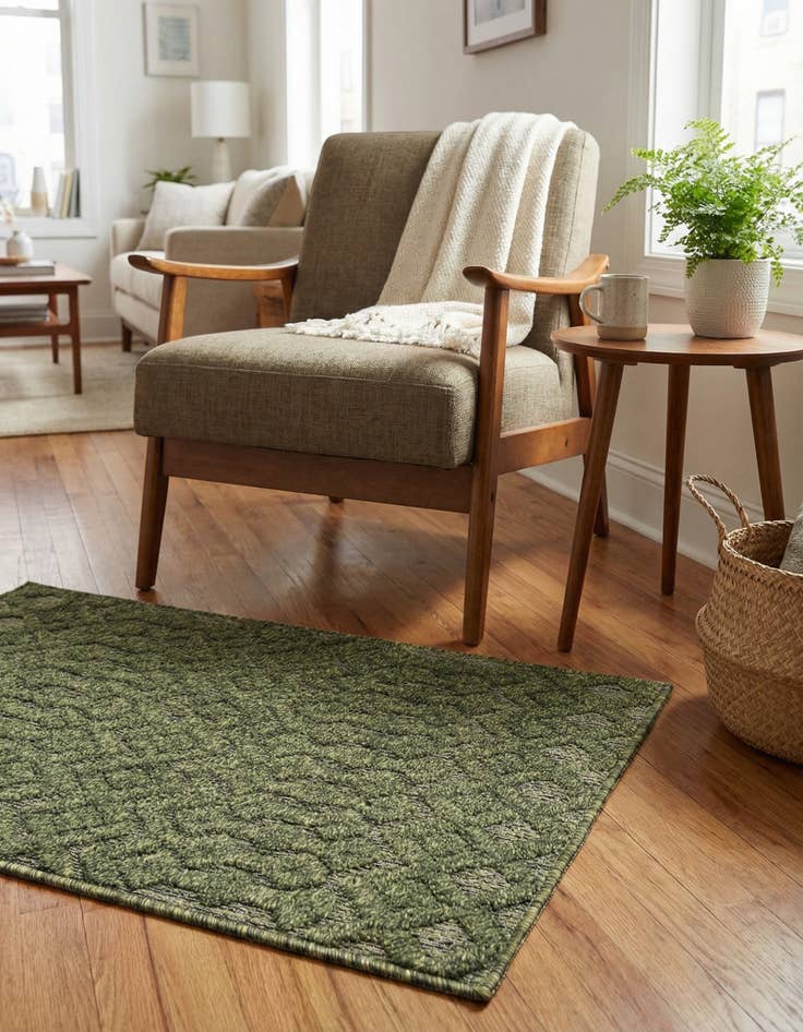 Detail image of 2' x 3' Easy-Clean Trellis Textured Indoor / Outdoor Rug