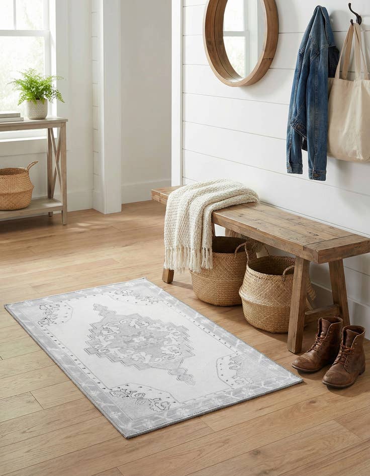 Detail image of 2' x 3' Washable Timeless Rug