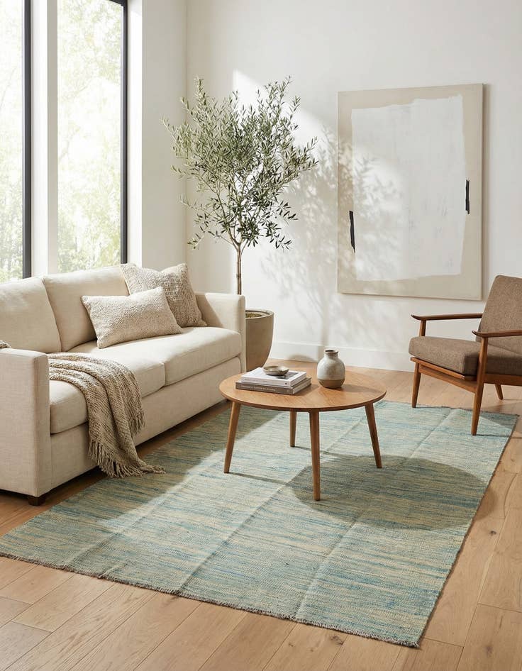 Detail image of 4' x 6'  Hand Woven Kilim Modern Wool Rug