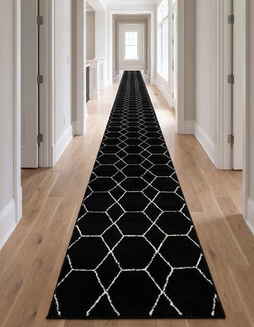 3' 3 x 19' 8 Lattice Frieze Runner Rug