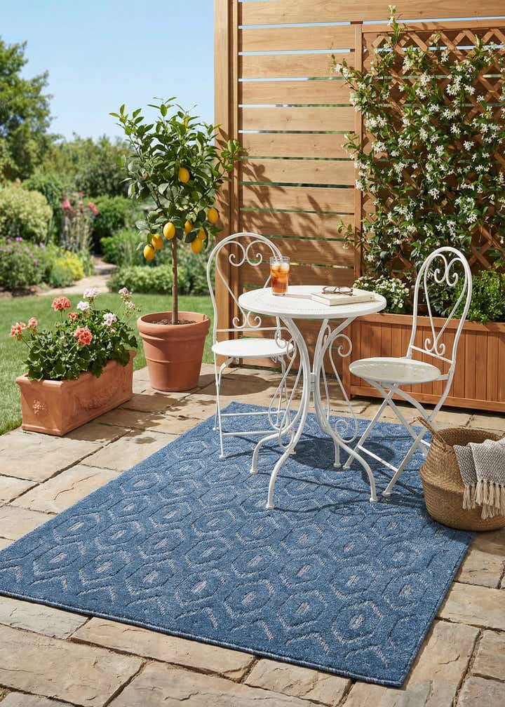 4' x 6' Easy-Clean Trellis Textured Indoor / Outdoor Rug