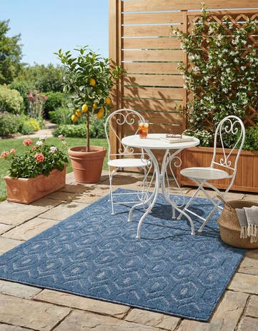 4' x 6' Easy-Clean Trellis Textured Indoor / Outdoor Rug