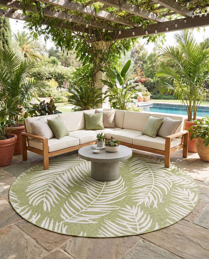 12' x 12' Easy-Clean Botanical Indoor / Outdoor Round Rug