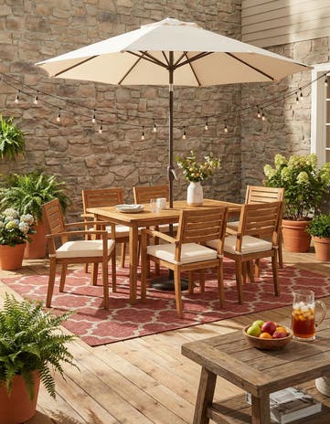7' x 10' Easy-Clean Trellis Indoor / Outdoor Rug
