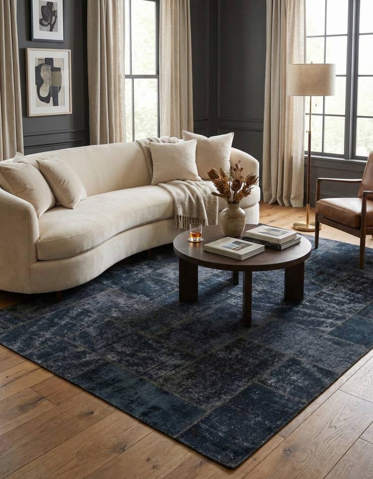 Detail image of 6' 9 x 10'  Hand Knotted Ultra Vintage Persian Wool Rug