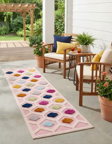 2' x 8' Easy-Clean Aruba Indoor / Outdoor Runner Rug