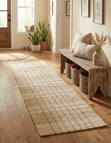 2' 7 x 8' Hand Braided Laurel Handwoven Jute Runner Rug