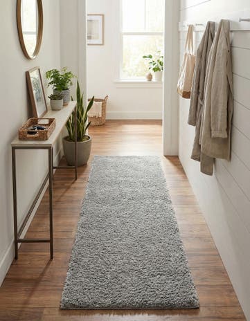 2' 7 x 10' Solid Shag Runner Rug