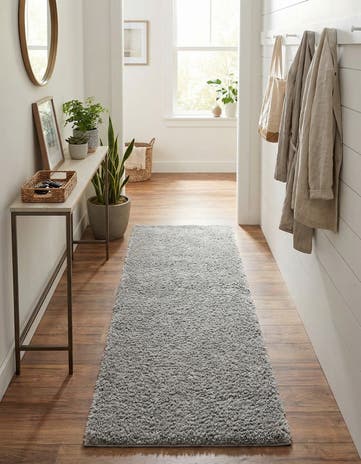 2' 7 x 10' Solid Shag Runner Rug