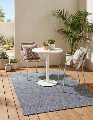3' 3 x 5' 3 Easy-Clean Jill Zarin Palm Springs Indoor / Outdoor Rug
