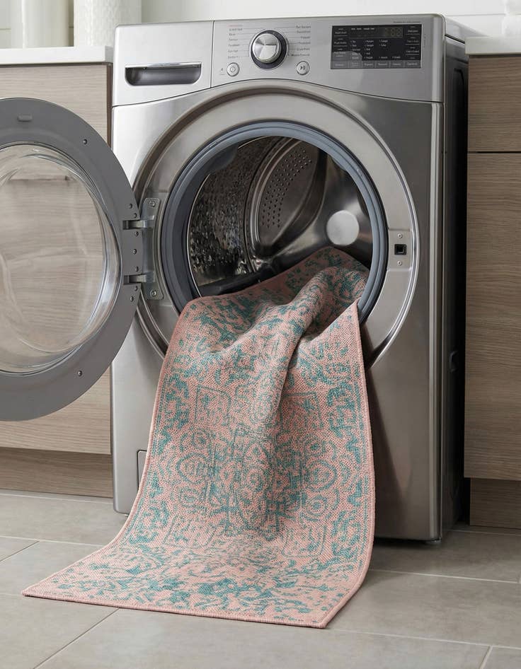 Detail image of 2' x 8'  Washable Jill Zarin Dubai Indoor / Outdoor Runner Rug