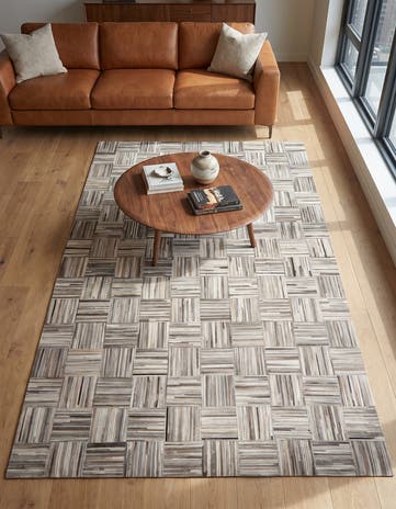 4' 10 x 7' 9 Cowhide Leather Rug
