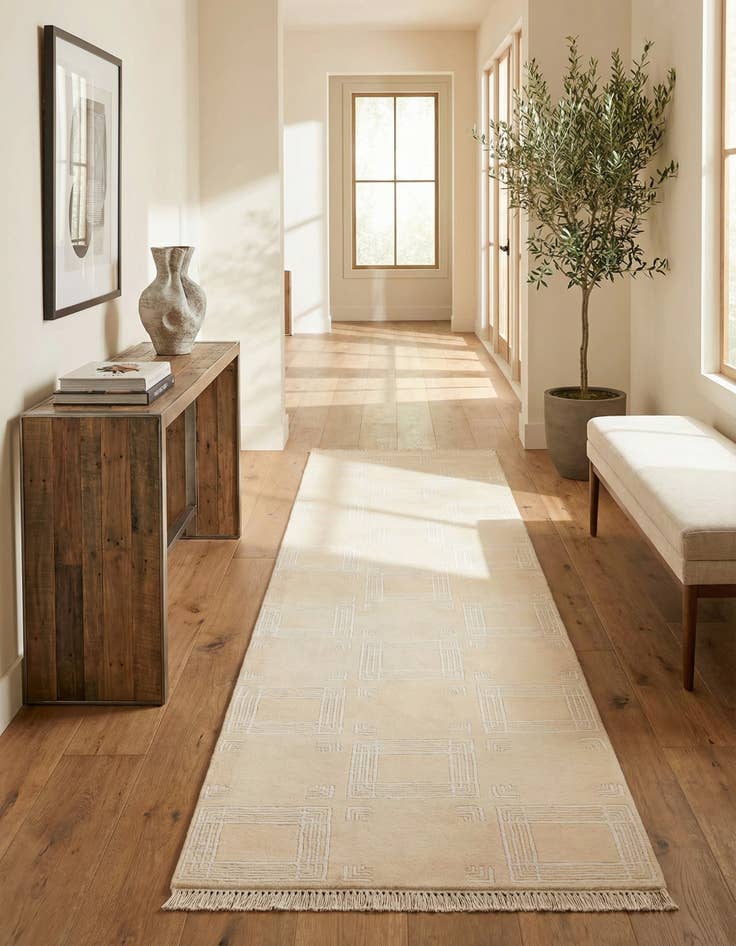 Detail image of 2' 8 x 9' 9  Hand Knotted Darya Wool Runner Rug