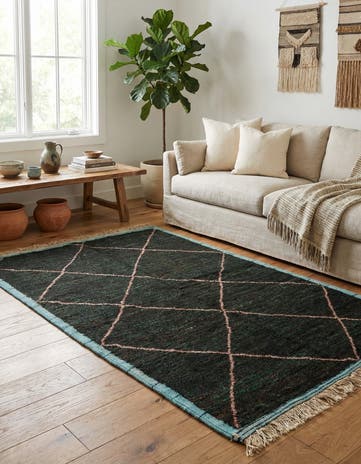 5' 1 x 8' 5 Hand Knotted Moroccan Wool Rug