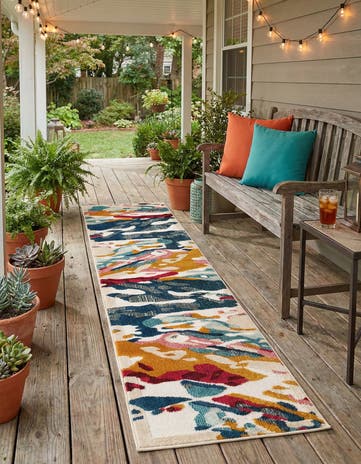 2' x 8' Easy-Clean Casablanca Indoor / Outdoor Runner Rug