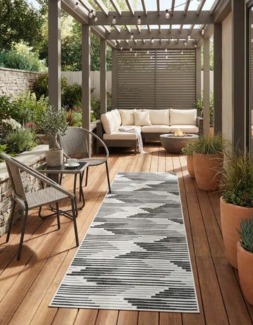 Black and White Easy-Clean Modern Indoor / Outdoor Runner Rug