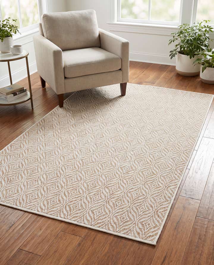 4' x 6' Easy-Clean Lattice Indoor / Outdoor Rug