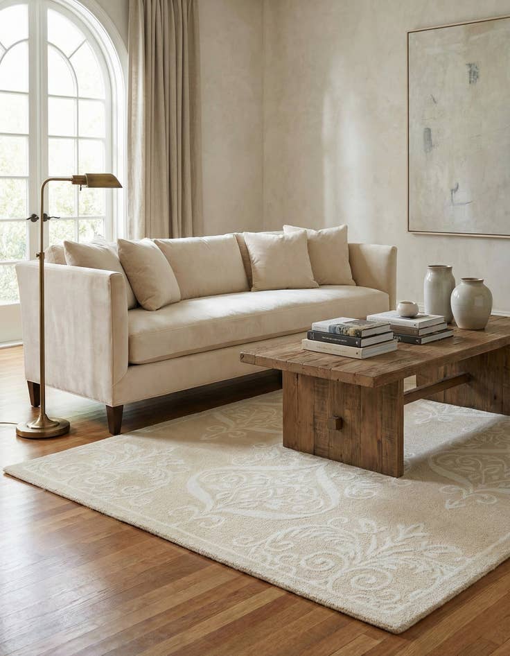 Detail image of 4' 2 x 5' 11 Darya Rug