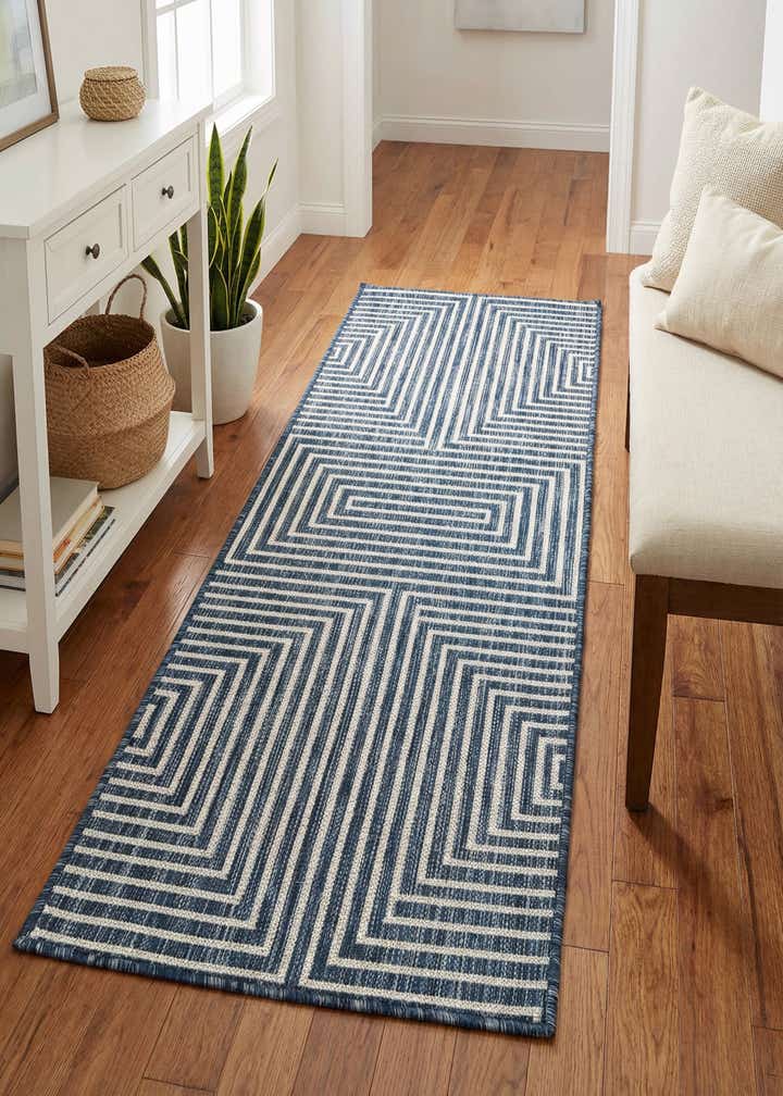 2' x 5' 3 Easy-Clean Modern Indoor / Outdoor Runner Rug