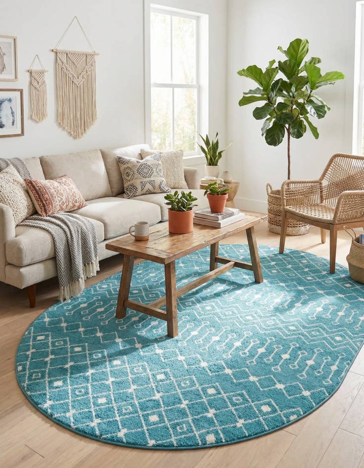 Detail image of 7' 10 x 10' Moroccan Trellis Oval Rug