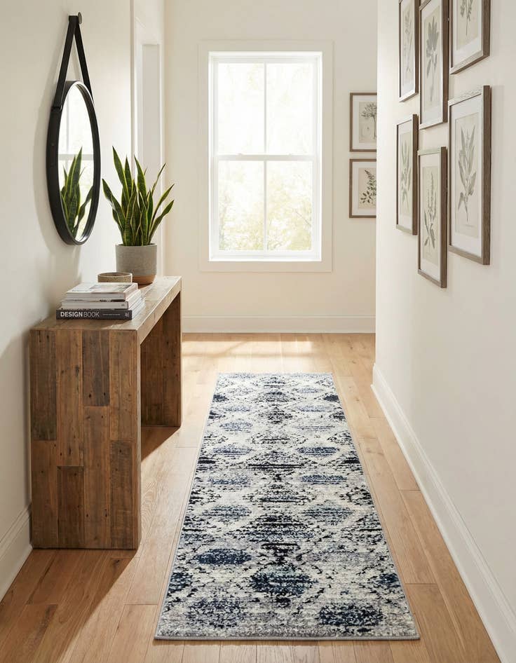 Detail image of 2' x 7' 10 Tagine Runner Rug