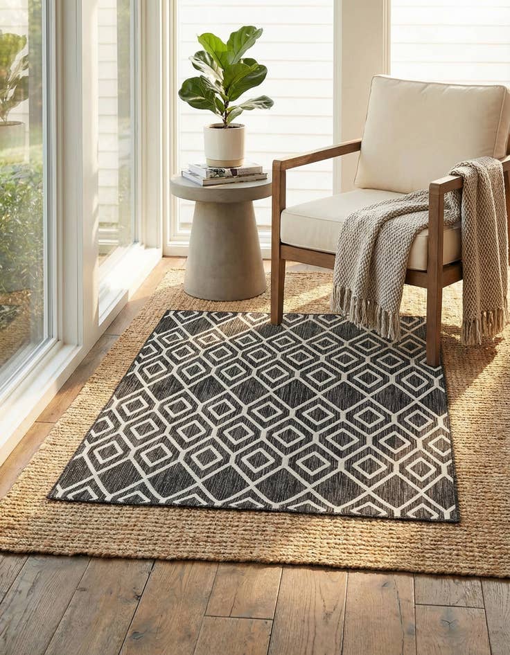 Detail image of 1' 4 x 1' 4  Washable Jill Zarin Turks and Caicos Indoor / Outdoor Sample Rug