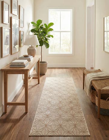 Jill Zarin 2' 7 x 10' Uptown Runner Rug