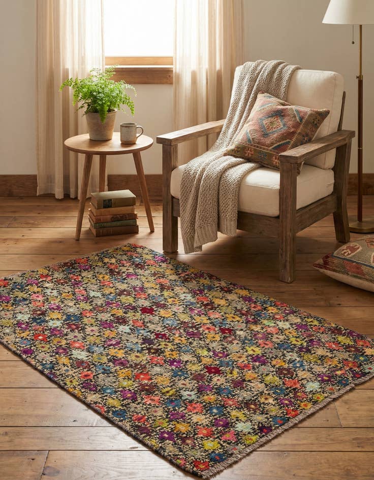 Detail image of 3' 2 x 4' 10  Hand Knotted Balouch Wool Rug