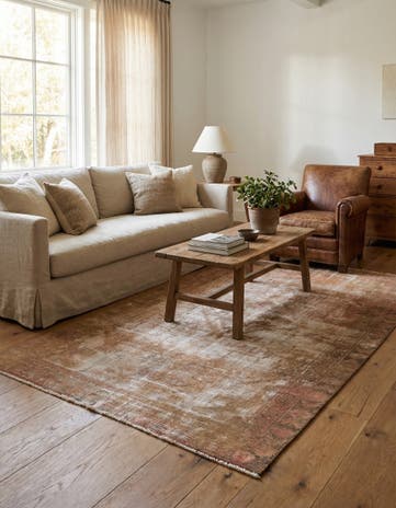 4' x 6' 6 Hand Knotted Ultra Vintage Persian Wool Rug