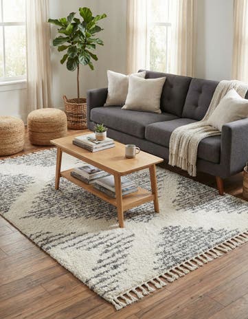 5' 3 x 8' Serenity Shag Rug