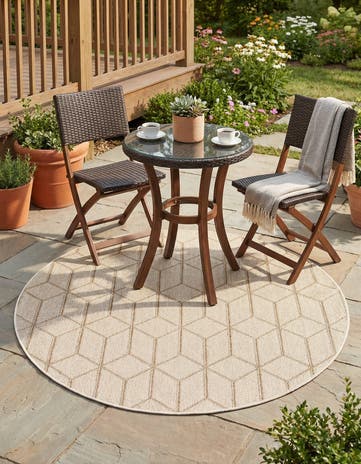 5' 3 x 5' 3 Easy-Clean Trellis Indoor / Outdoor Round Rug