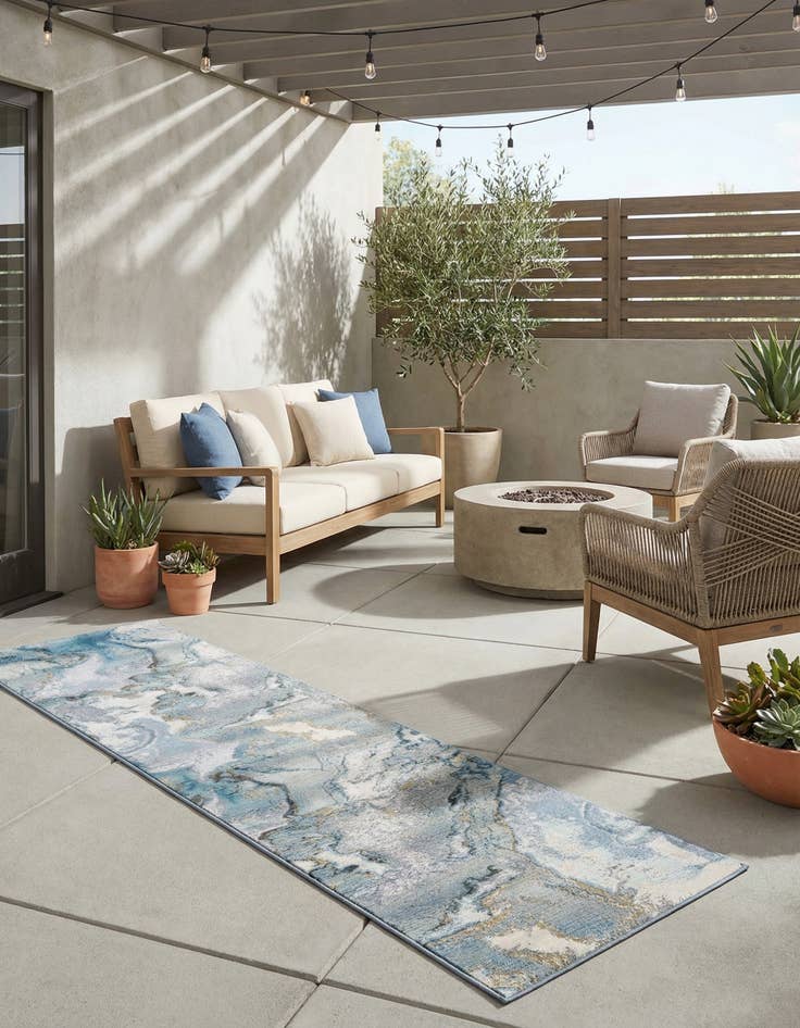 Detail image of 2' 7 x 12' Easy-Clean Modern Indoor / Outdoor Runner Rug