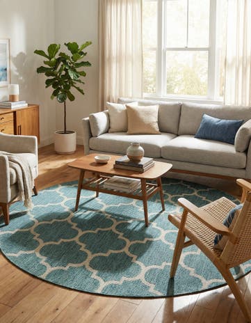 7' 10 x 7' 10 Easy-Clean Lattice Indoor / Outdoor Round Rug