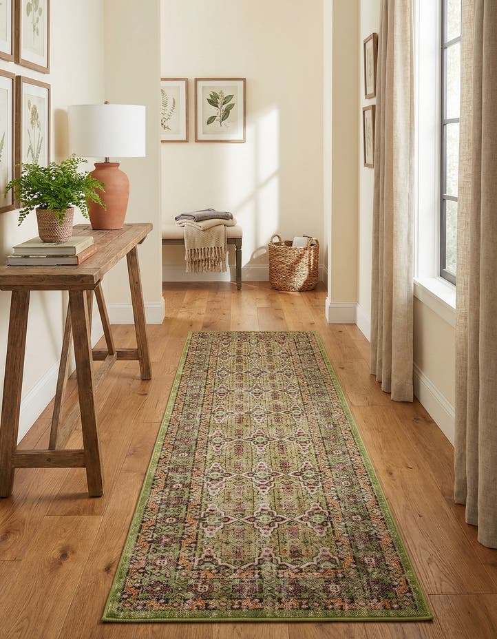 2' 7 x 10' Lucerne Runner Rug