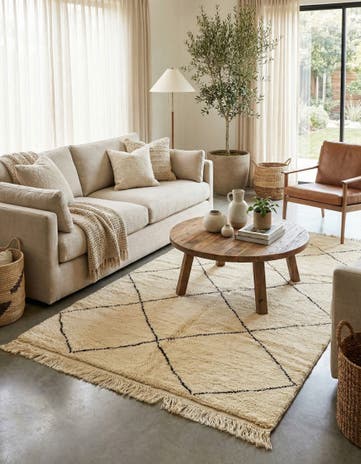 5' 1 x 8' 3 Hand Knotted Moroccan Wool Rug