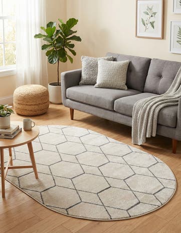 Ivory Lattice Frieze Oval Rug