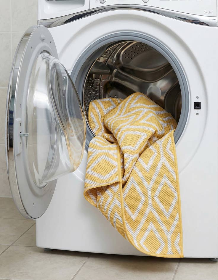 Detail image of 2' x 3'  Washable Jill Zarin Turks and Caicos Indoor / Outdoor Rug