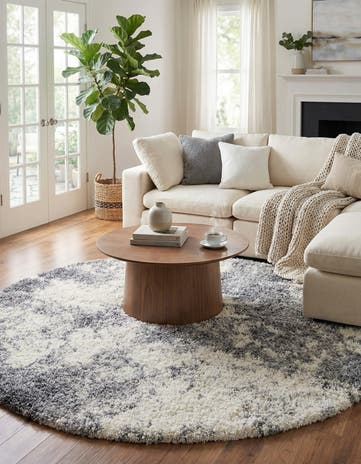 7' 10 x 7' 10 Soft Touch Shag Round Rug