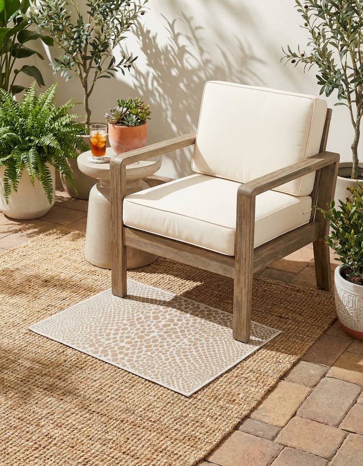 Detail image of 1' 4 x 1' 4  Washable Jill Zarin Cape Town Indoor / Outdoor Sample Rug