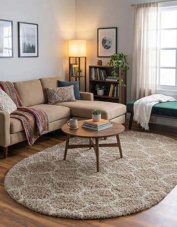 5' 3 x 8' Lattice Shag Oval Rug