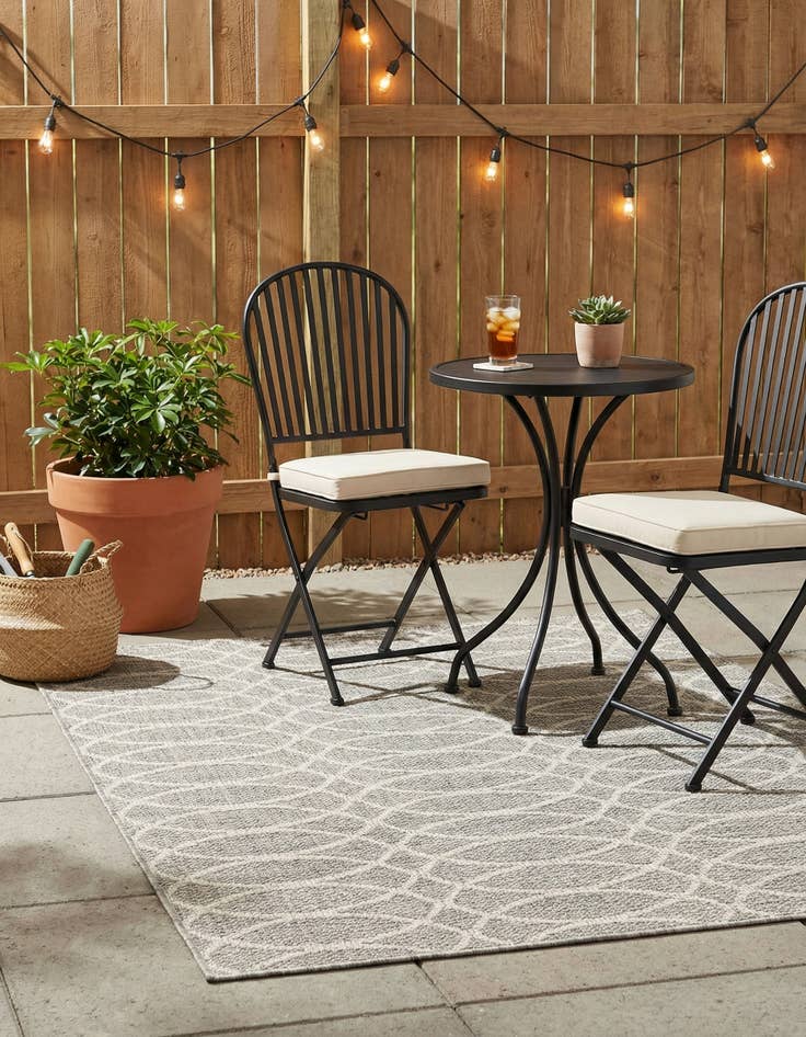 Detail image of  3' x 5' 3  Washable Lattice Indoor / Outdoor Rug