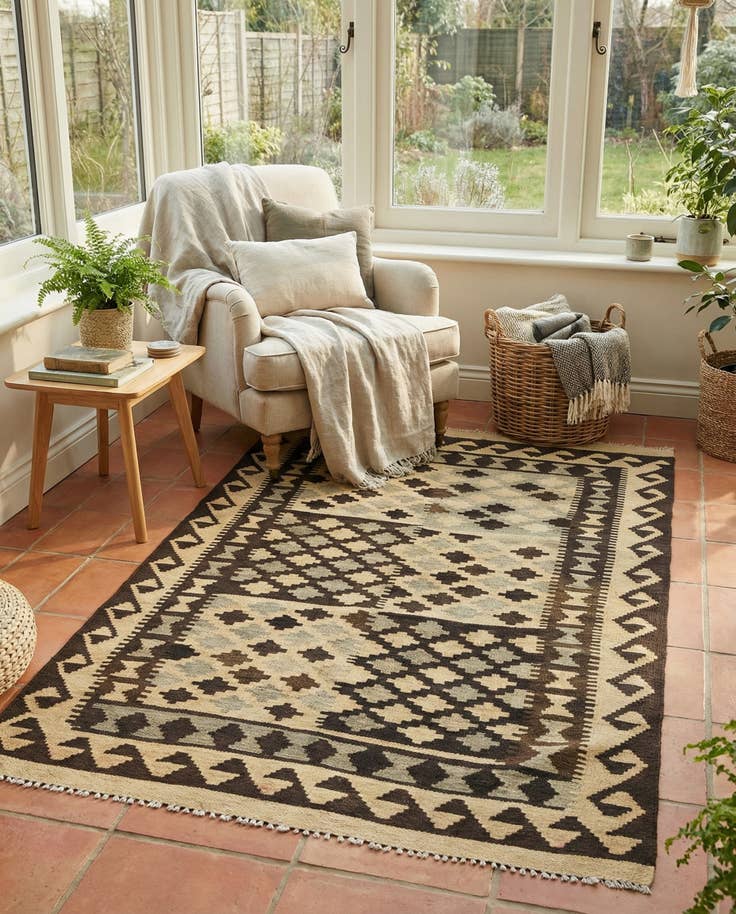 Detail image of 3' 1 x 4' 10 Hand Woven Kilim Maymana Wool Rug