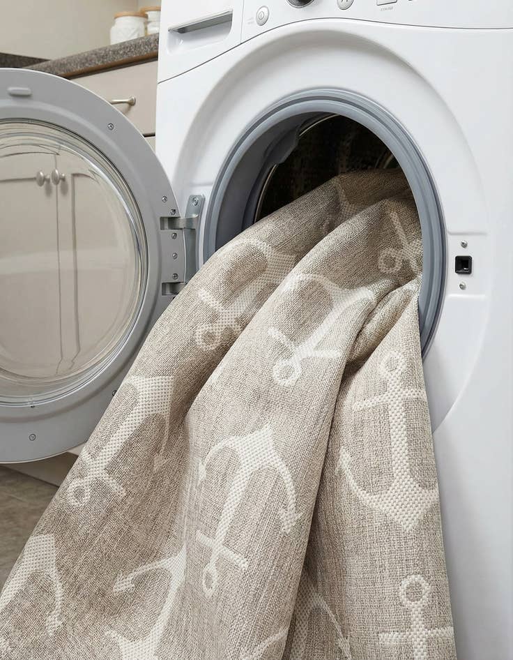 Detail image of 7' x 10'  Washable Coastal Indoor / Outdoor Rug