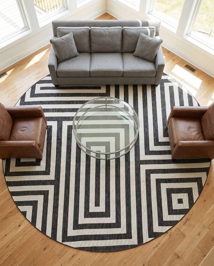 13' x 13' Easy-Clean Modern Indoor / Outdoor Round Rug