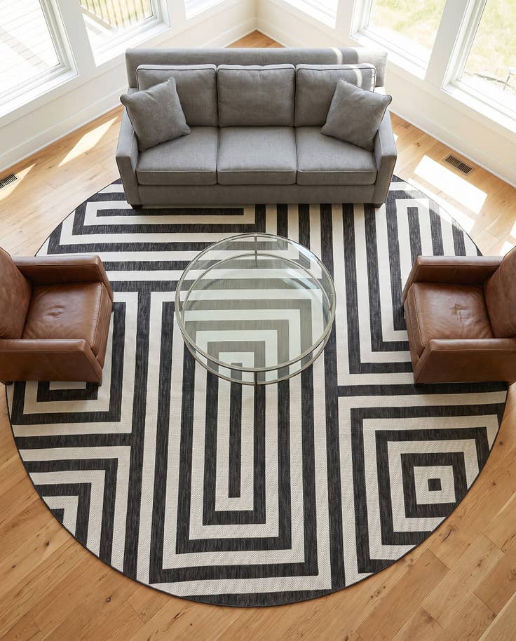 Detail image of 13' x 13' Easy-Clean Modern Indoor / Outdoor Round Rug