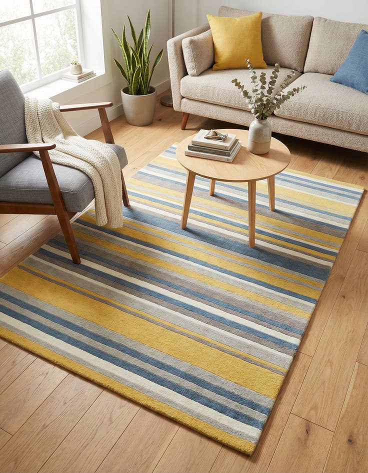 Detail image of 4' x 5' 6 Luna Wool Rug