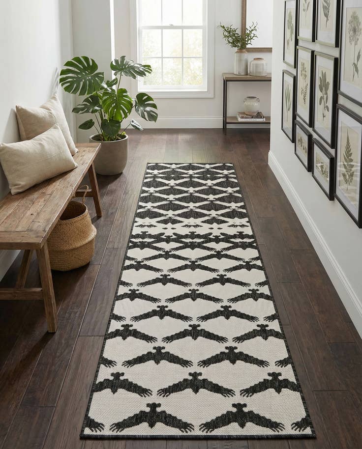 Detail image of 2' 7 x 12' Easy-Clean Modern Indoor / Outdoor Runner Rug