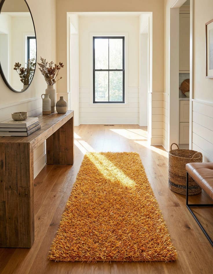 Detail image of 2' 5 x 4' 8  Hand Knotted Solid Shag Runner Rug